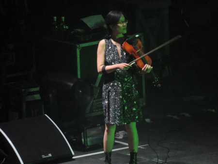 Jean Cook with Pulp at Sheffield Arena, 8 December 2012